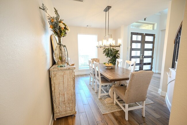 Building Photo - 5014 Fountainhead Ln