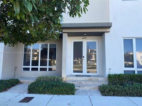 Building Photo - 6430 NW 104th Path