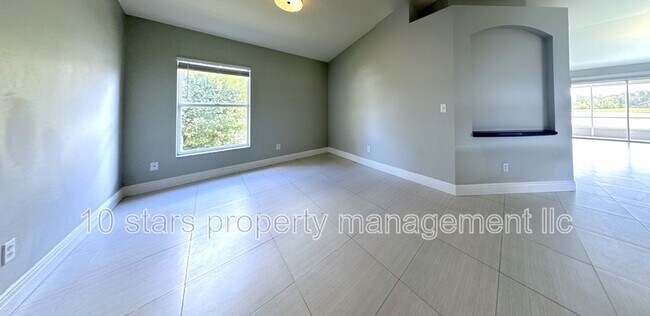 Building Photo - 11225 Summer Star Dr