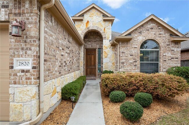 Foto del edificio - 2820 Garnet Ridge Dr