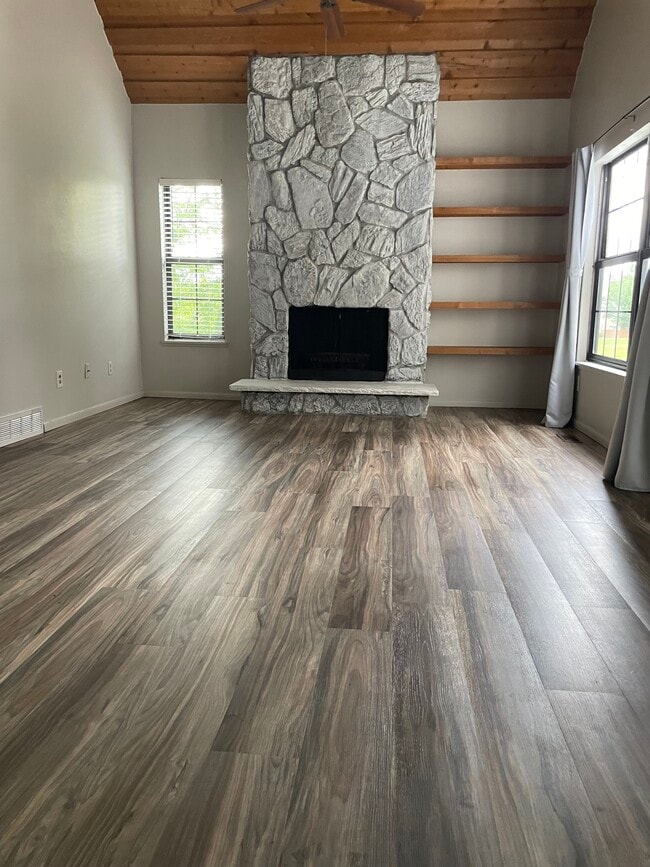 Living Room - 2675 S Xanadu Way