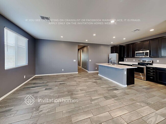 Foto del edificio - 7630 W Globe Ave
