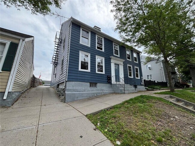 Foto del edificio - 712 Hope St