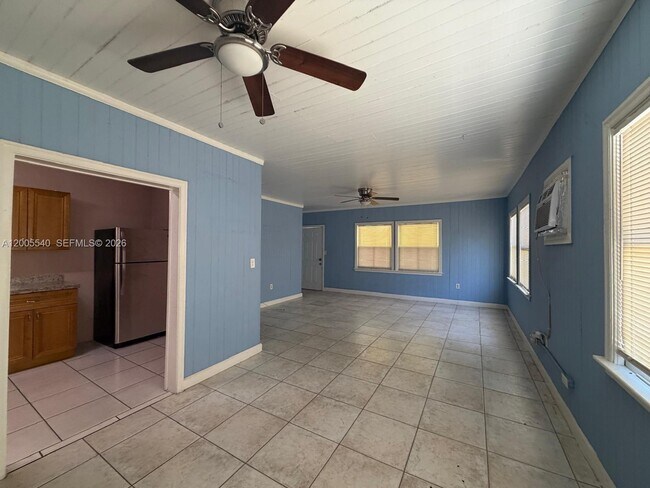 Foto del edificio - 2835 SW 37th Ct