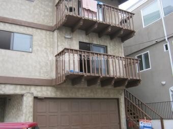 Building Photo - 472 36th Pl