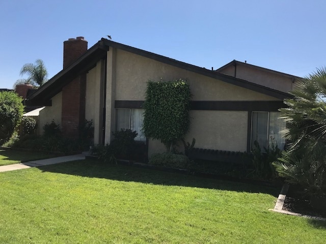 Building Photo - 1082 W Pine St