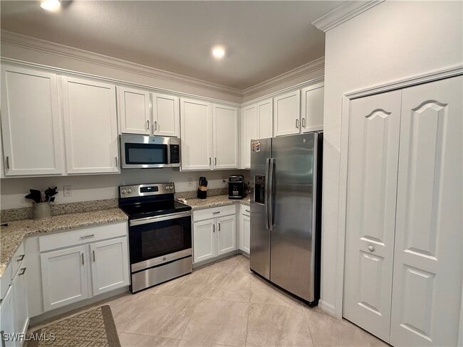 Building Photo - 4316 Lemongrass Dr