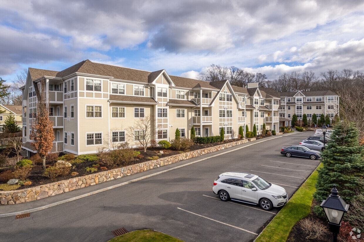 The Manor House at Countryside Apartments in Lexington, MA