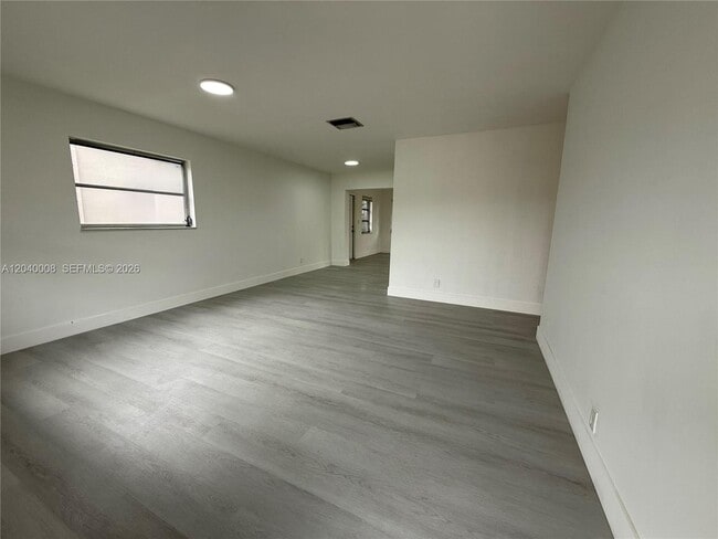 Building Photo - 7311 NW 57th Dr