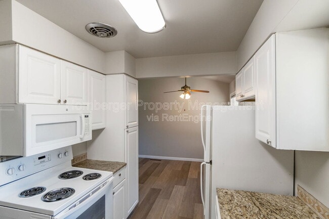 Foto del edificio - 1922 E 39th Ave