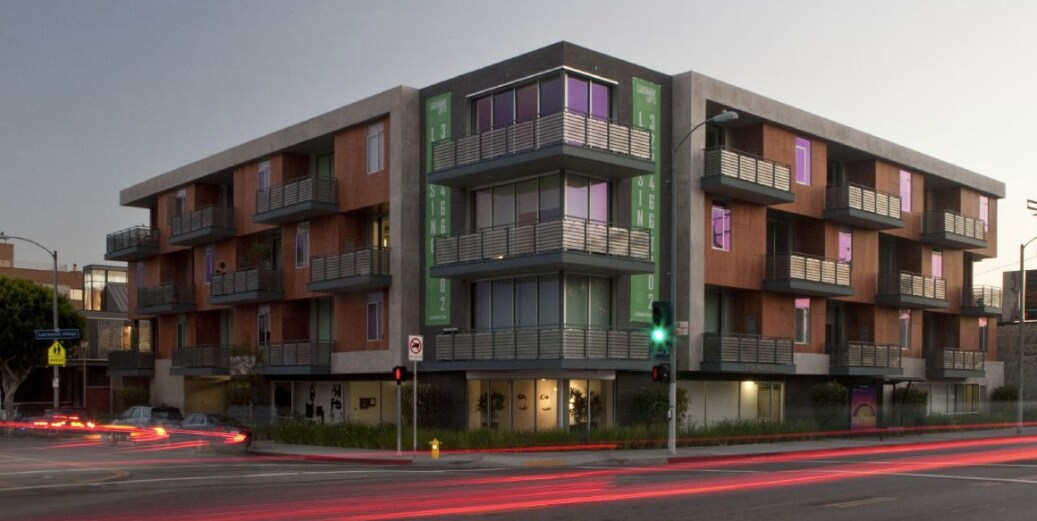 Foto principal - 5700 Melrose Ave Los Angeles, CA 90038