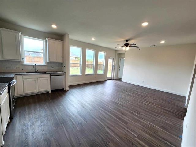 Foto del edificio - 2313 Peebles Ln