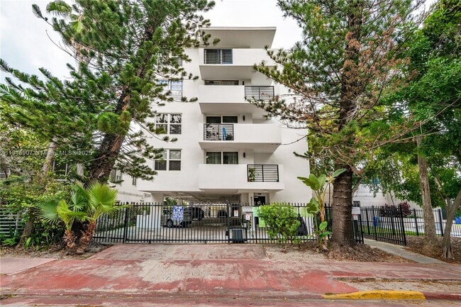 Foto del edificio - 631 Jefferson Ave