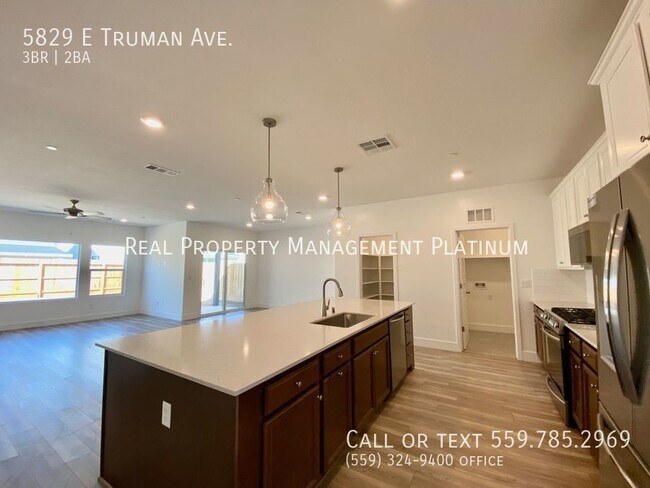 Foto del edificio - $2,200- New Reduced Price! 3 Bedroom  New ...