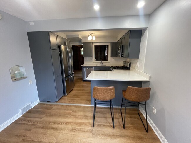 Foto del edificio - 2127 Fairland St