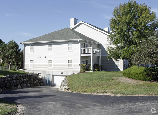 Building Photo - Hawthorne Senior Apartments