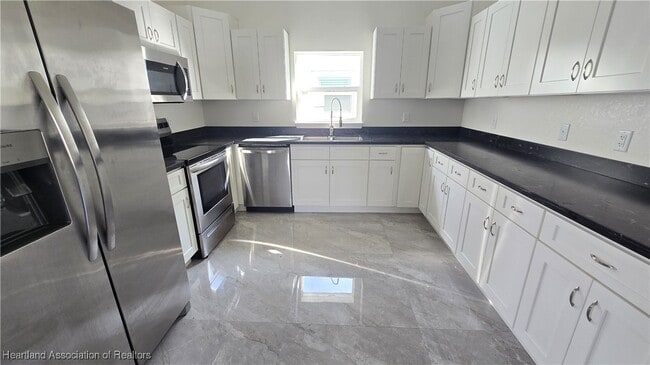 Building Photo - 1475 Las Villas Blvd