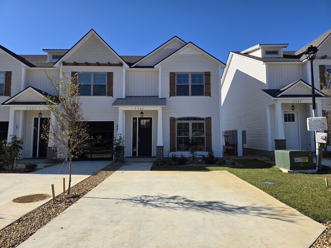 Building Photo - Lacey Ridge