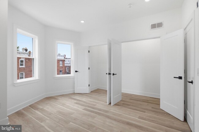 Photo - 349 N 62nd St -3 Apartment