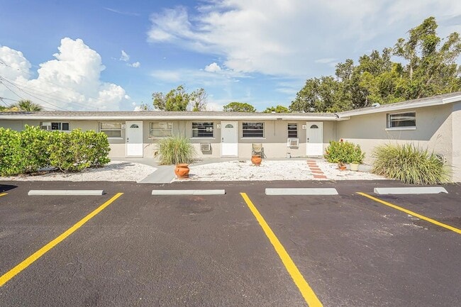 Building Photo - 2021 Pennsylvania Ave