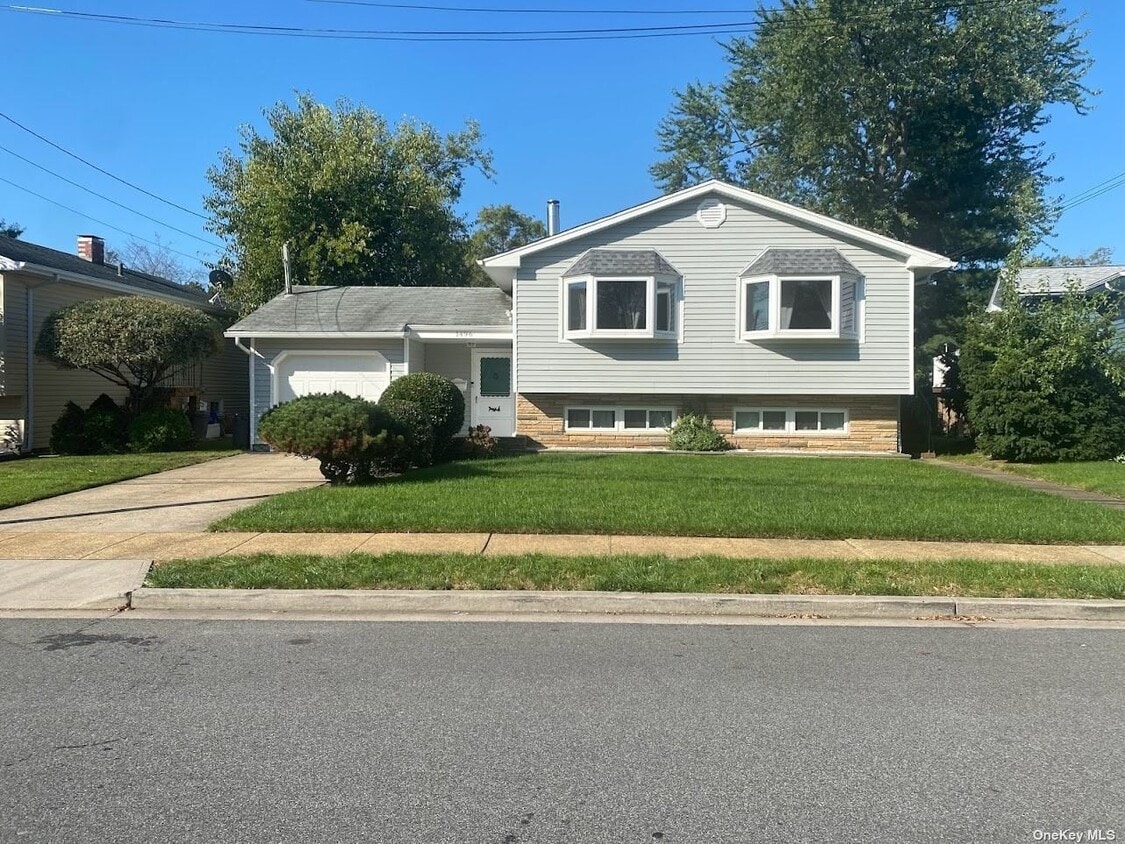 1496 Victoria St, Baldwin, NY 11510 House Rental in Baldwin, NY