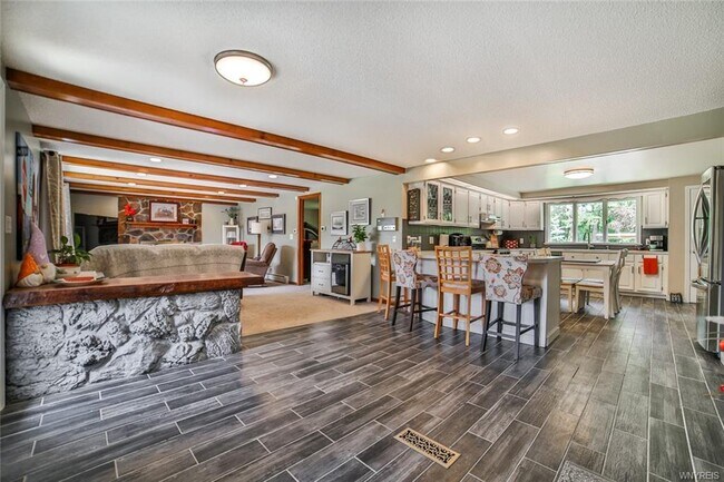 Building Photo - 27 Centennial Ct