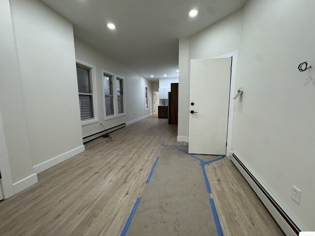 184 Virginia Ave 1 - 186 Virginia Ave