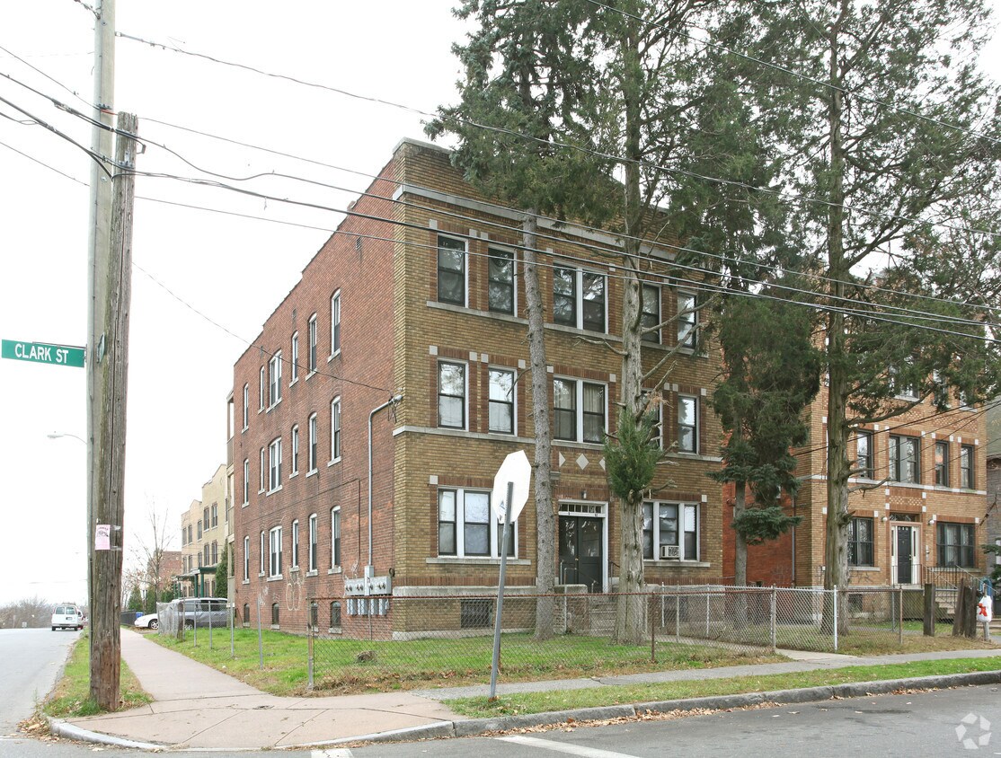 Foto principal - 92 Clark St