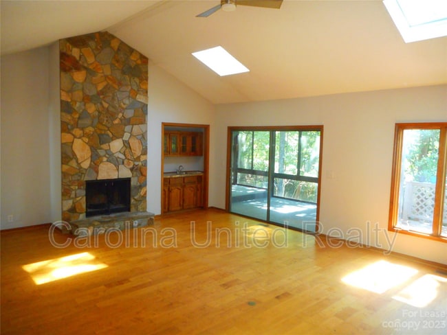 Building Photo - 16161 Tana Tea Cir