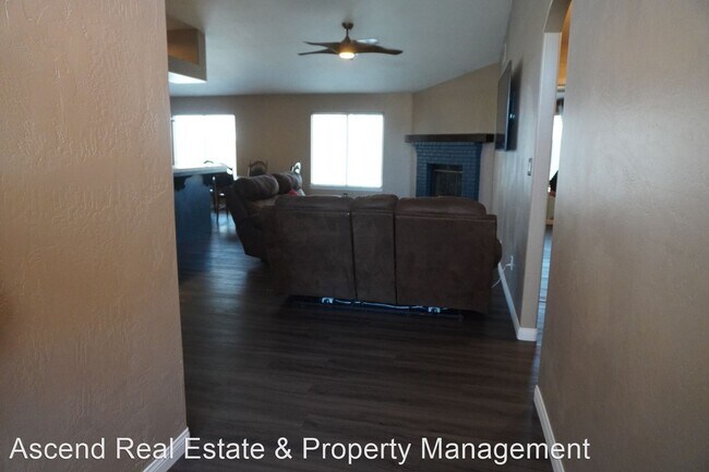 Building Photo - 3 br, 2 bath House - 10808 Academy Avenue