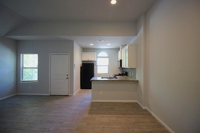 Foto del edificio - 3702 Wylie St