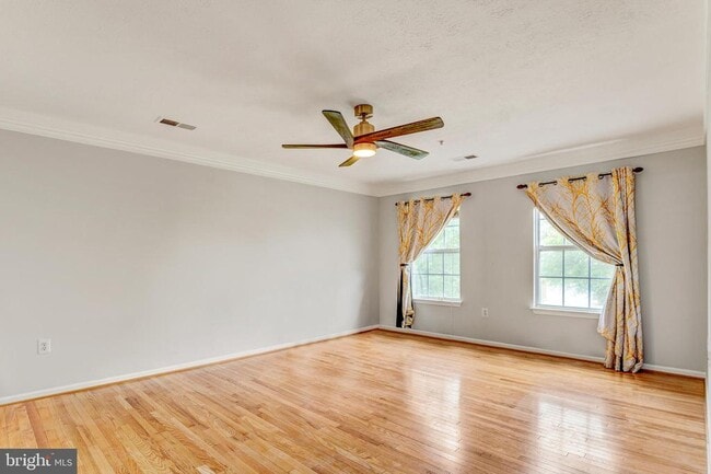 Building Photo - 7505 Castle Rock Dr