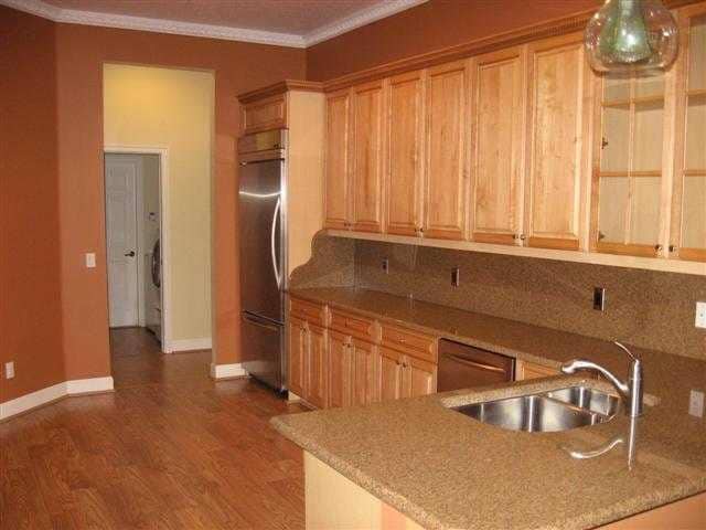 Building Photo - 487 NE Canoe Park Cir