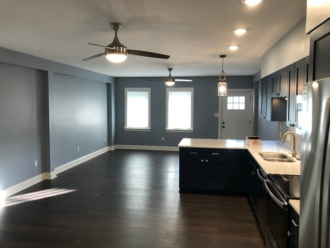 Foto del edificio - 1833 Thomas St