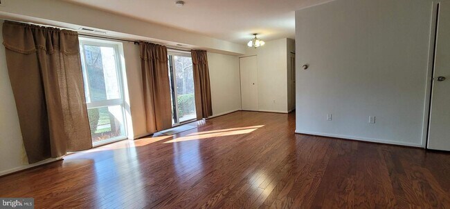 Building Photo - 6155 Edsall Rd