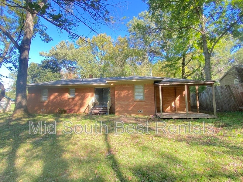 Building Photo - 3537 Scenic Hwy