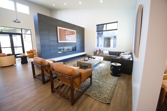 Foto del edificio - Yellowstone Apartments