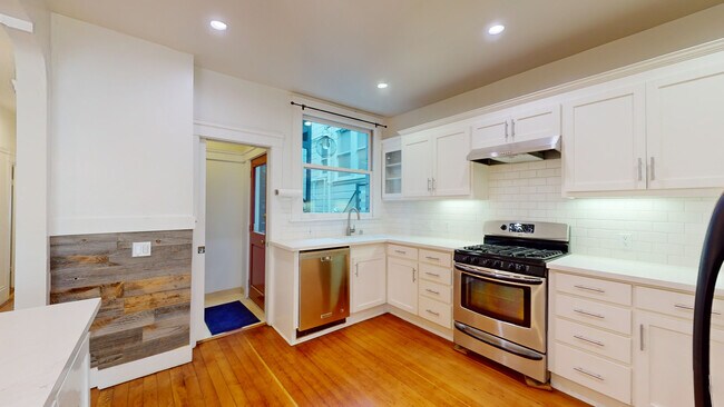 Foto del edificio - 3118 Scott St