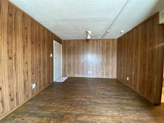 Foto del edificio - 519 10th Ave N