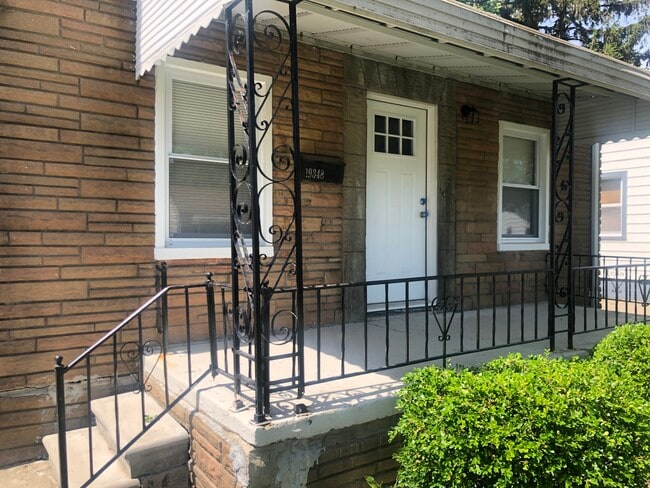 Building Photo - 19348 Washtenaw St