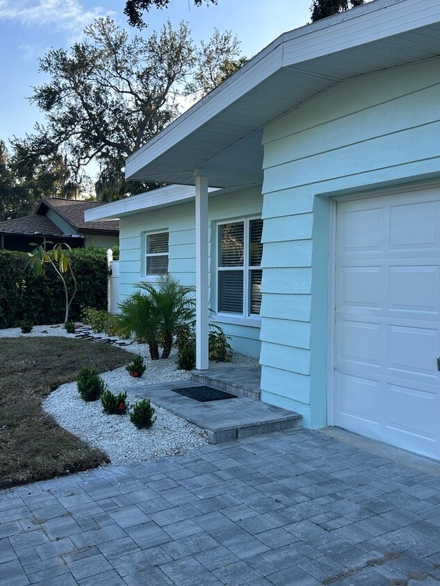 Foto principal - 2380 Madrid Ave