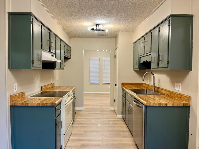 Foto del edificio - 4420 Eastpointe Dr