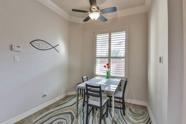 Foto del edificio - WestChase Fully Furnished Townhome