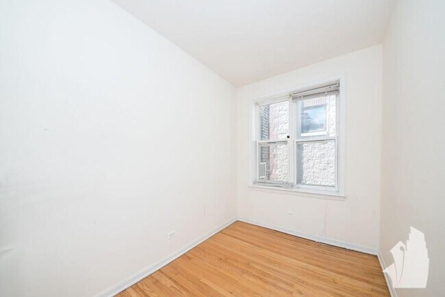 Foto del edificio - 910 W Dakin St