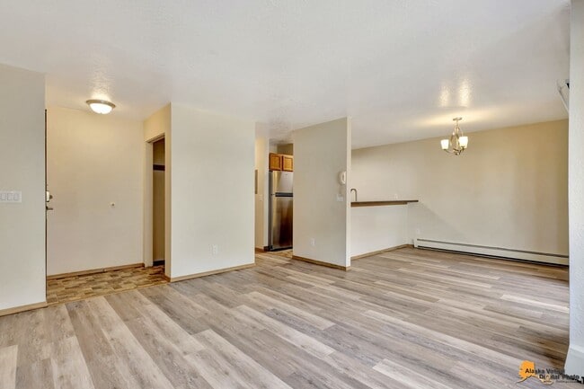 Building Photo - 9701 Morningside Loop
