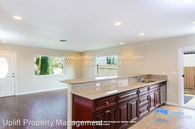 Building Photo - 3 br, 2 bath House - 1128 La Presa Ave