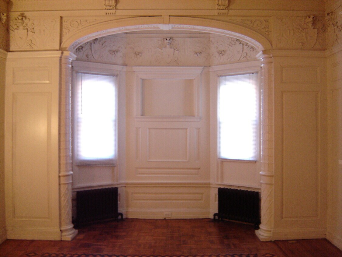 Foto principal - 1401 Madison Ave
