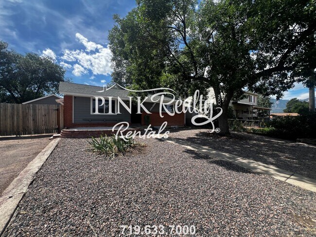 Foto del edificio - 2534 Ivanhoe Dr