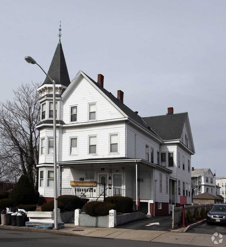 Primary Photo - 312-314 Broadway