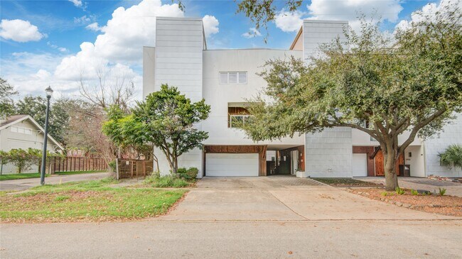 Foto del edificio - 3910 Austin St